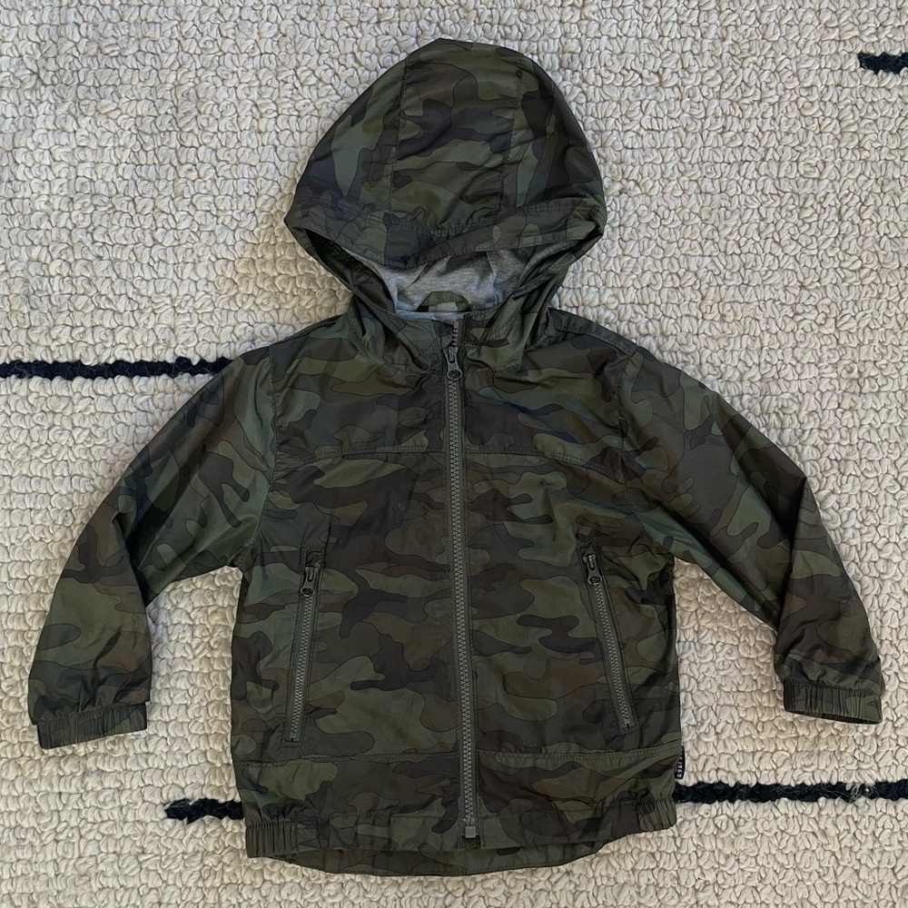 GAP Kid’s Light-weight Rain Jacket, Size 3